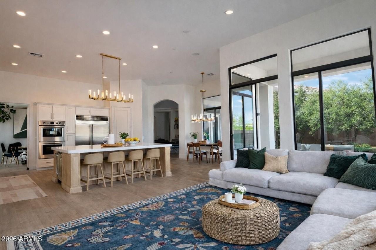 9995 E Ridgerunner Dr - Photo 2 of 36