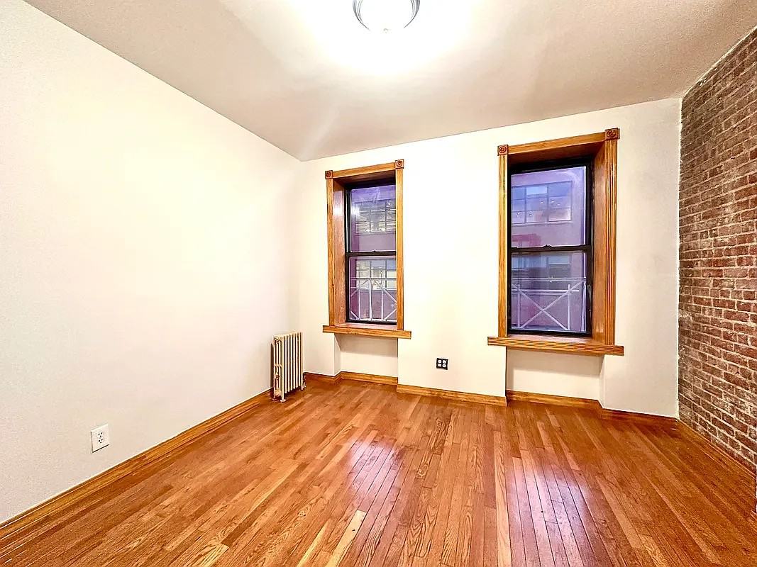 533 W 49th St #5FW - Photo 5 of 7