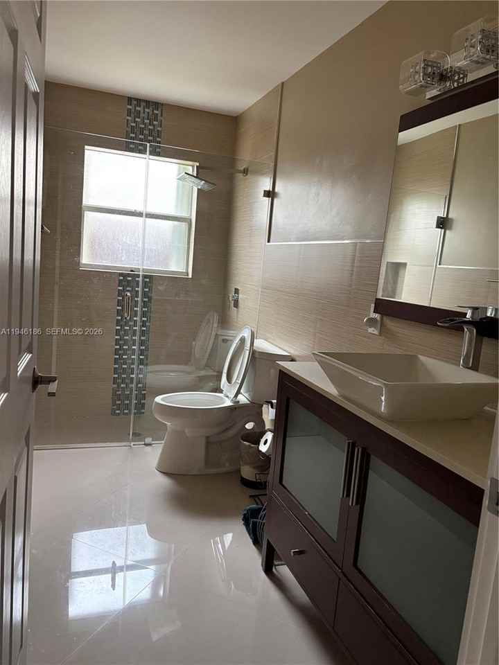 16209 Nw 15th St - Photo 5 of 8