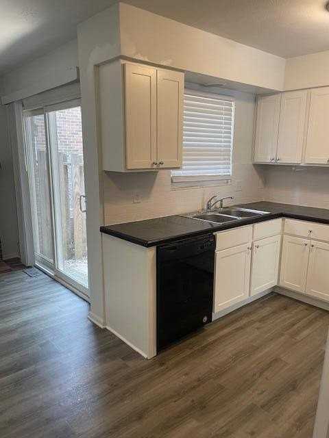 1532 Longeaton Dr - Photo 2 of 13