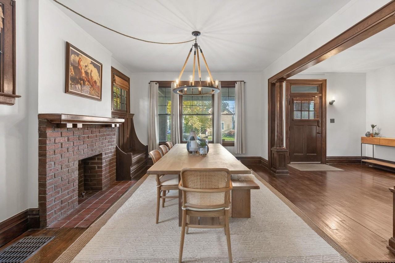 439 Thurman Ave - Photo 5 of 50