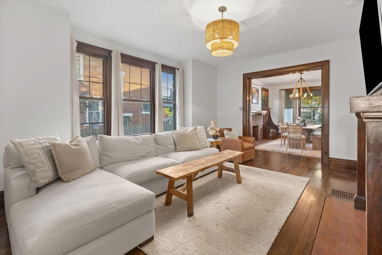 439 Thurman Ave - Photo 7 of 50