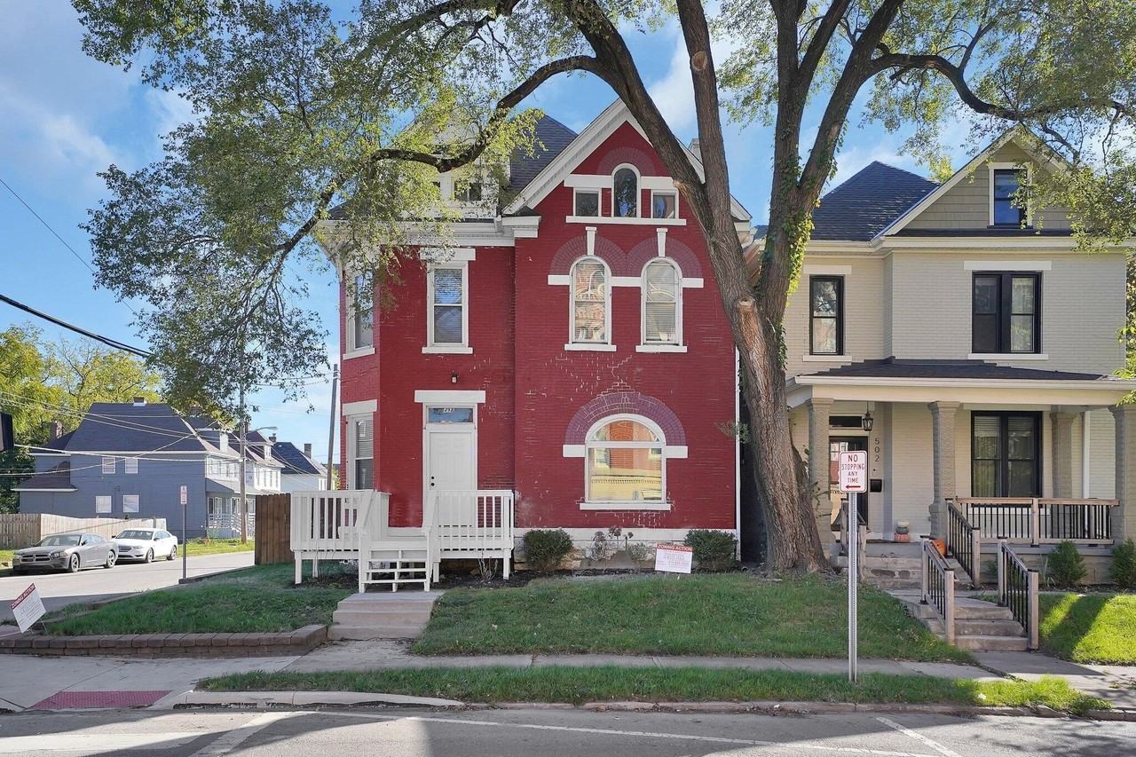 498 S Ohio Ave Unit A - Photo 2 of 23