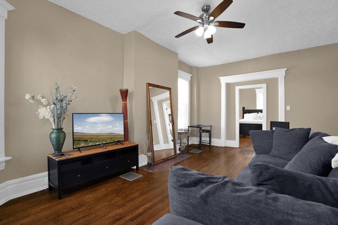 498 S Ohio Ave Unit A - Photo 5 of 23