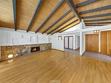16439 Kingsbury St - Photo 3 of 8