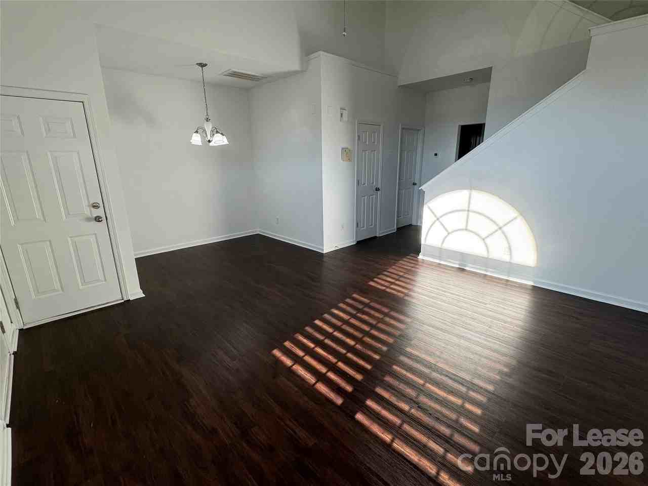 12069 Stratfield Place Cir - Photo 2 of 17