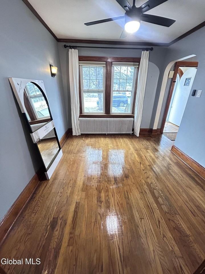 21 Fordham Ct - Photo 6 of 15