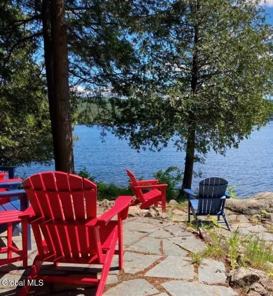 32 Gooseneck Rd - Photo 4 of 7