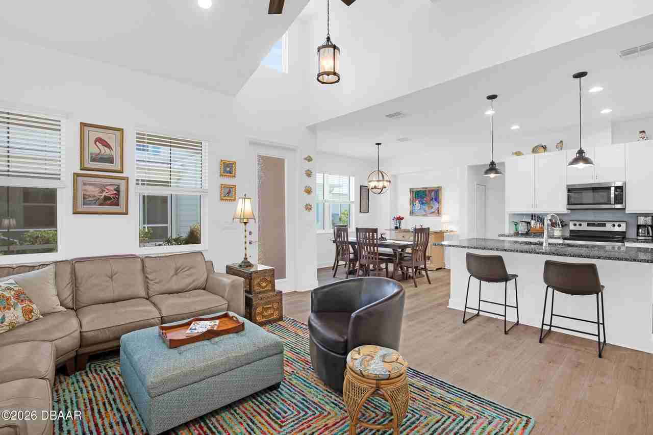 568 Daiquiri Pl - Photo 4 of 50