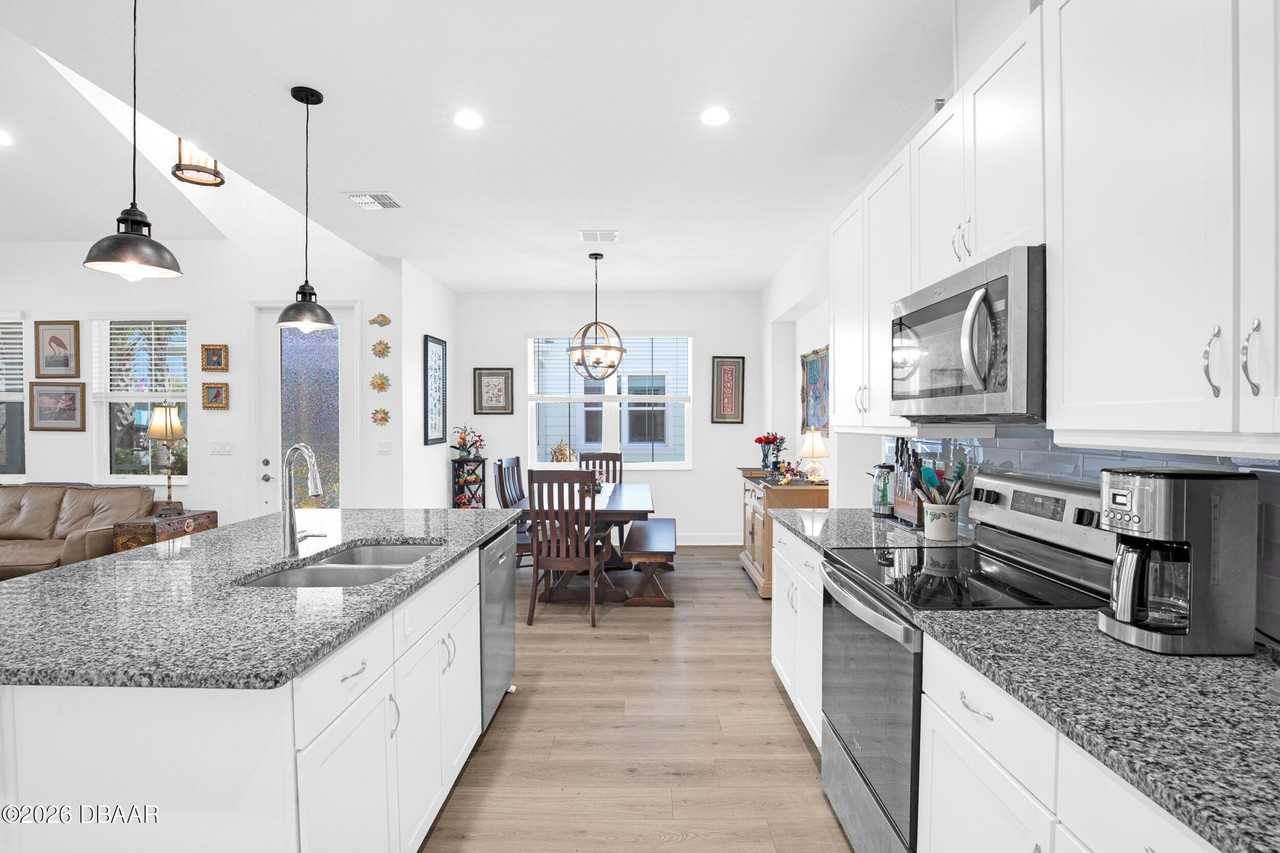 568 Daiquiri Pl - Photo 6 of 50