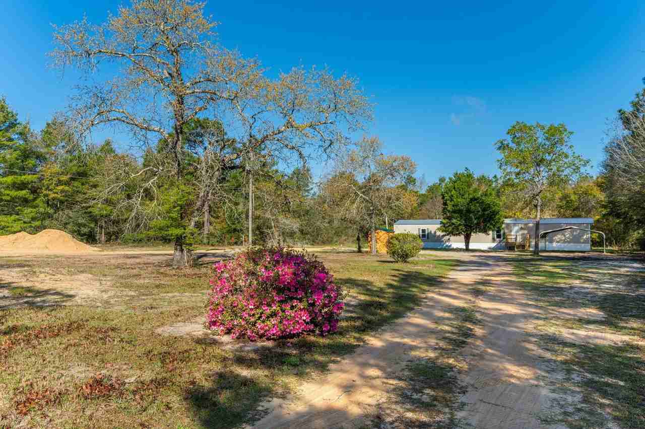 512 W Bach Dr - Photo 3 of 33