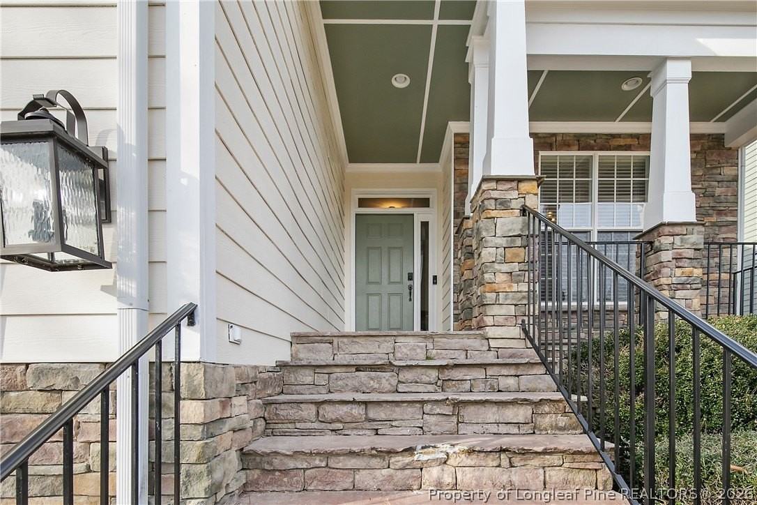 147 Lamplighter Way - Photo 3 of 46