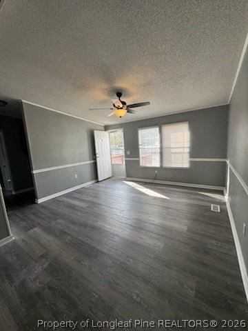 122 Oak St - Photo 2 of 9