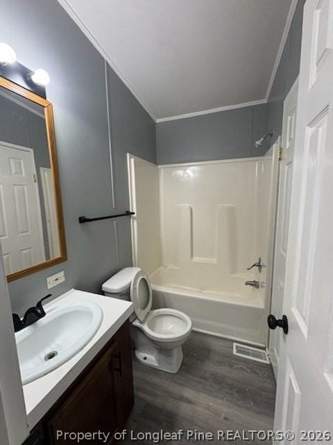 122 Oak St - Photo 7 of 9
