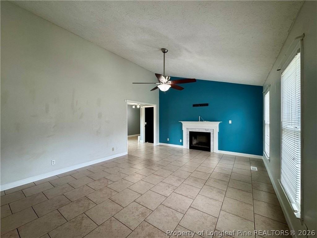 5026 Waterford Dr - Photo 3 of 22