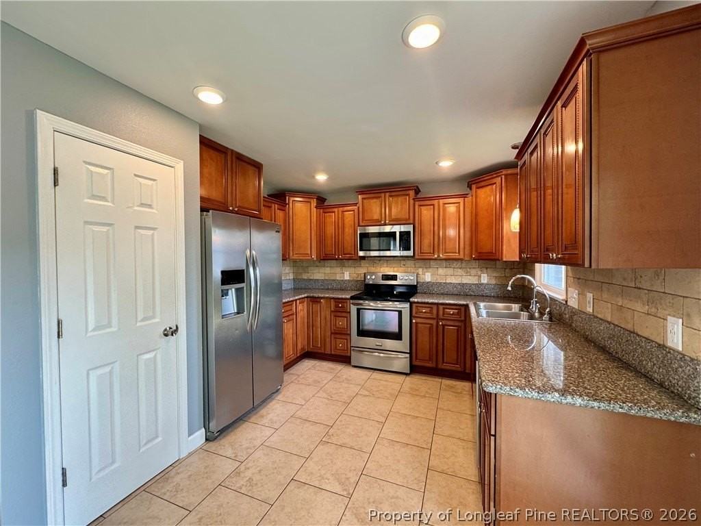 5026 Waterford Dr - Photo 6 of 22