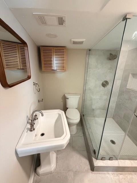 1923 Thompson Ave Unit 2 - Photo 6 of 11