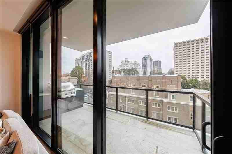 2425 Peachtree Rd Ne Unit 503 - Photo 7 of 50