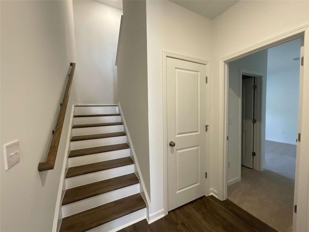 5716 Schelton Pl Se - Photo 3 of 34