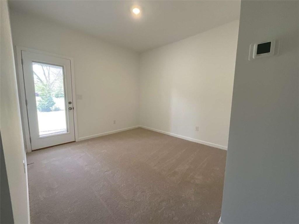 5716 Schelton Pl Se - Photo 5 of 34