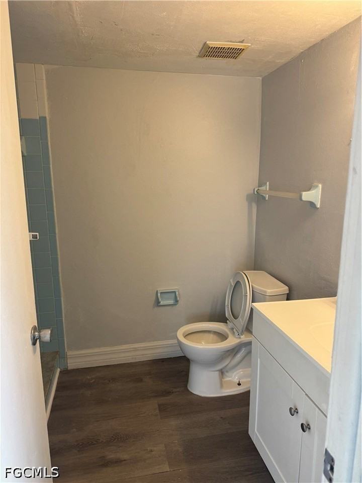 1830 Maravilla Ave Apt 811 - Photo 6 of 17