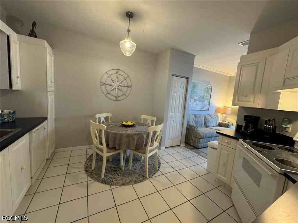 14980 Vista View Way Apt 202 - Photo 7 of 22