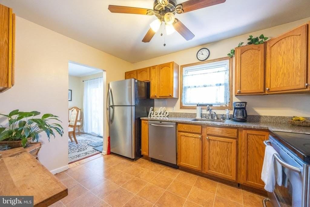 120 Marta Dr - Photo 6 of 30