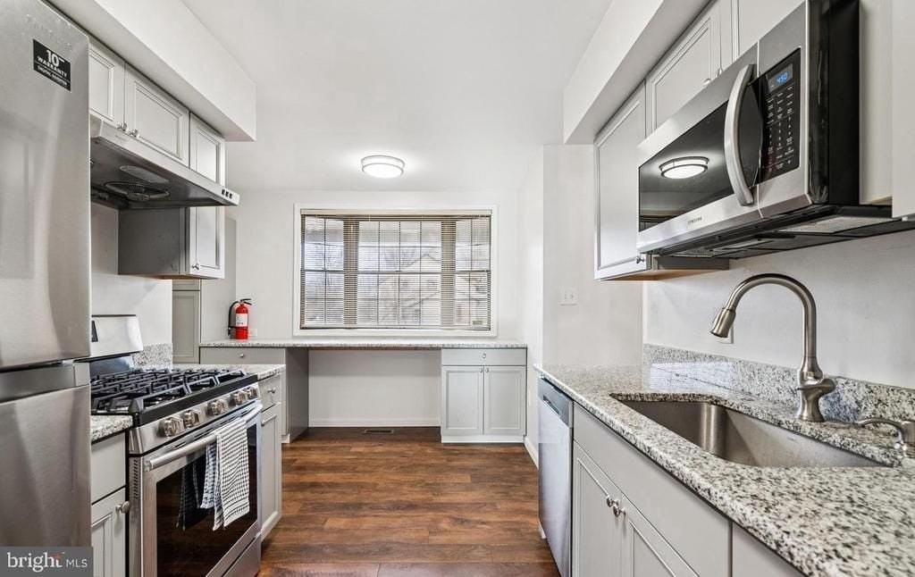 715 Cooper Landing Rd - Photo 2 of 19