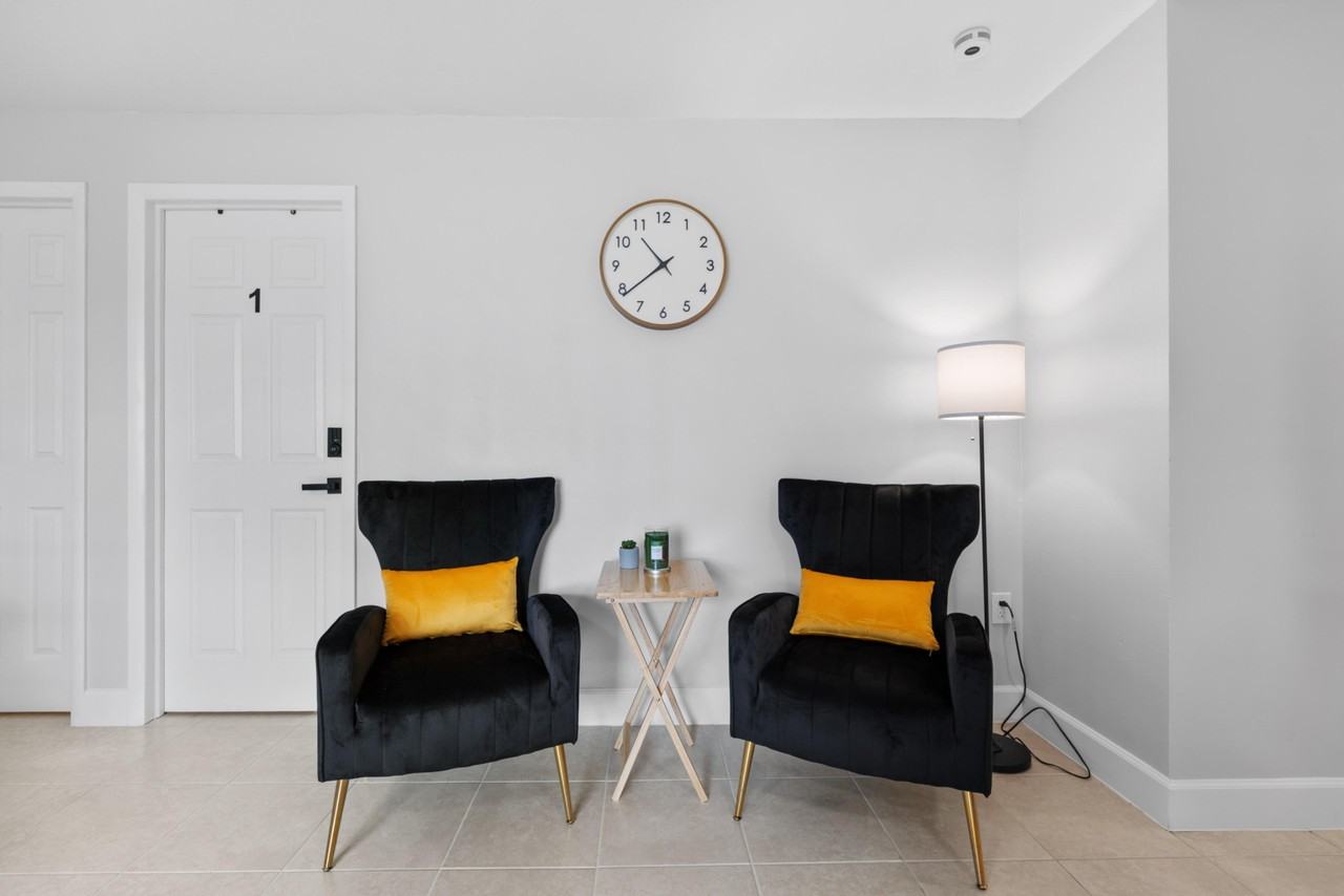 Key Largo Dr W - Photo 6 of 50