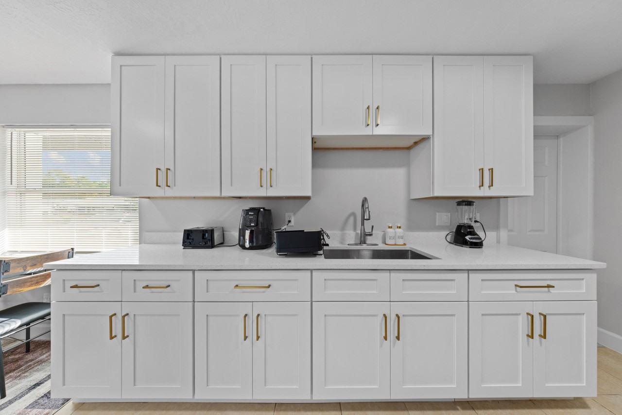 Key Largo Dr W - Photo 7 of 50