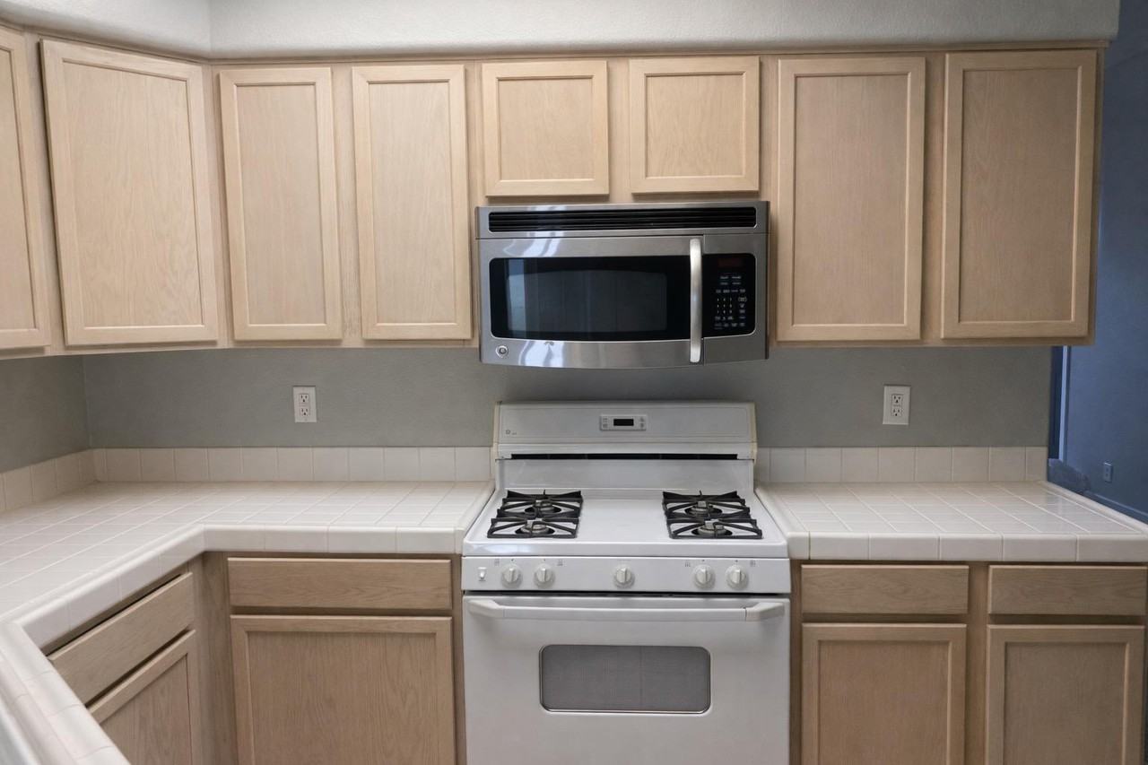 Bridle Wreath Ln - Photo 6 of 22