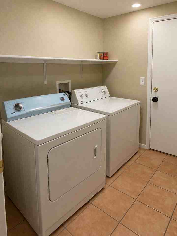 Bridle Wreath Ln - Photo 7 of 22