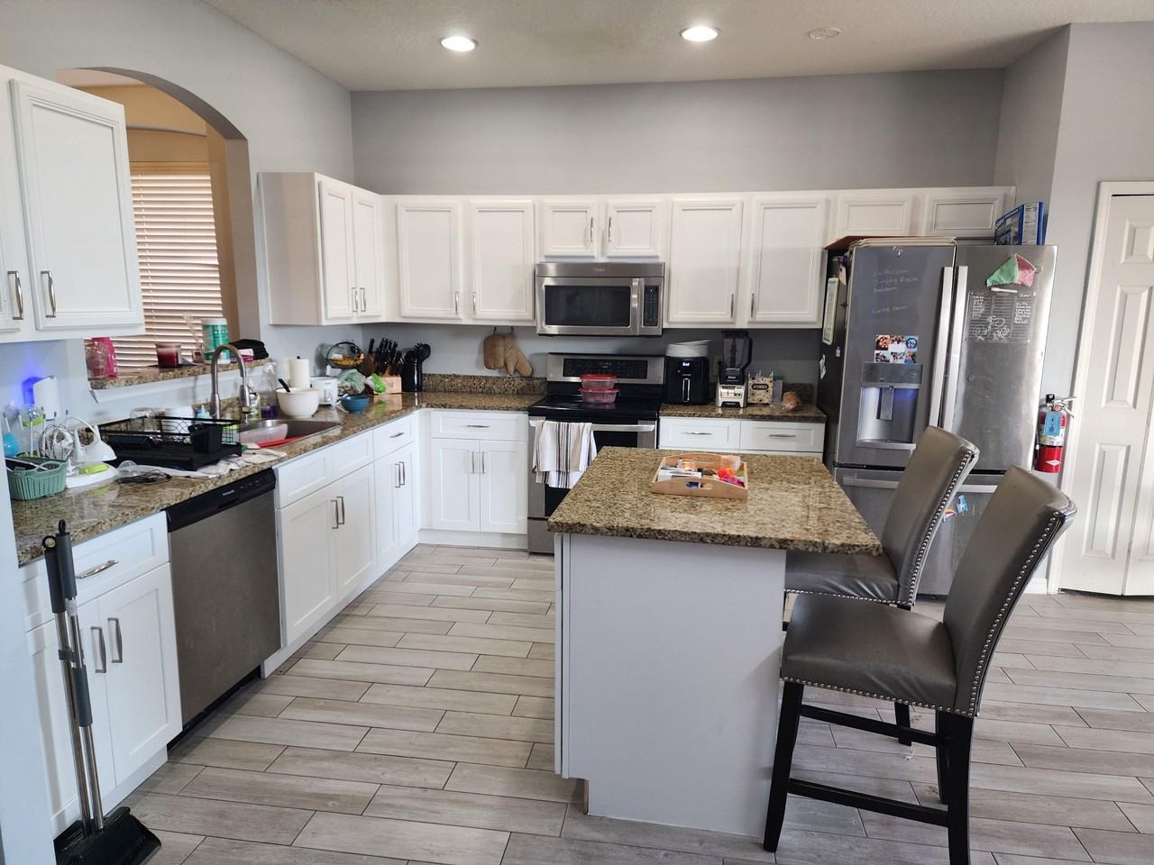 Viola Dr - Photo 3 of 5