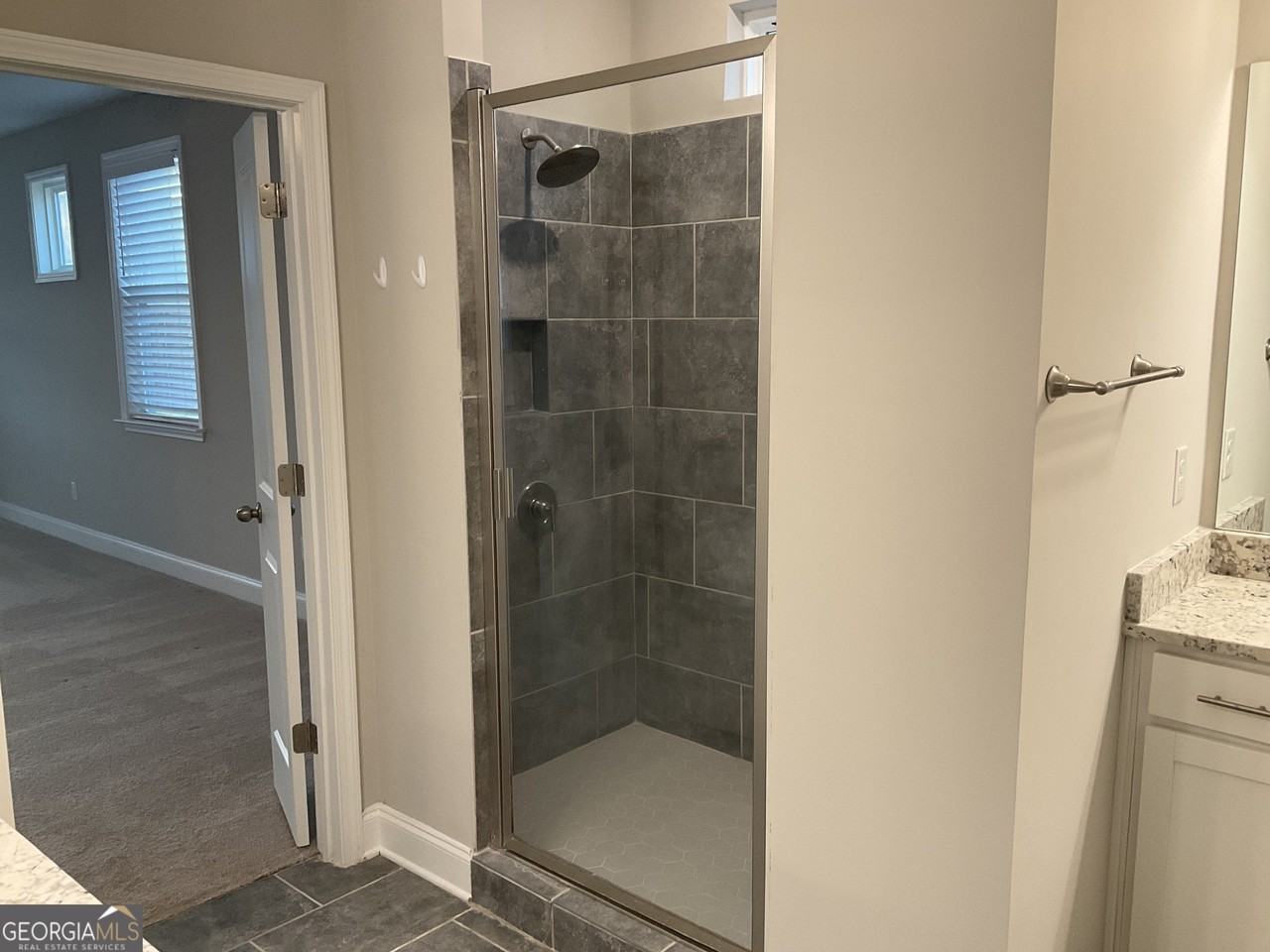 240 Hollis St - Photo 7 of 23