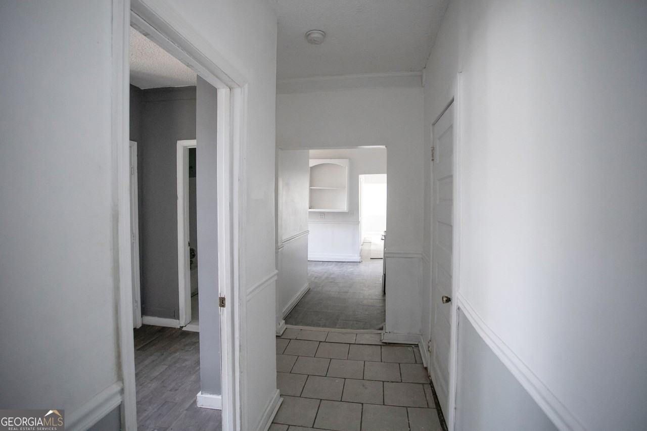 402 Boulevard St - Photo 4 of 13