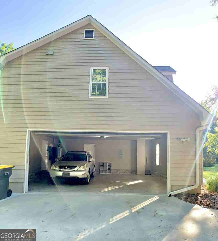 345 Legacy Ln - Photo 3 of 50