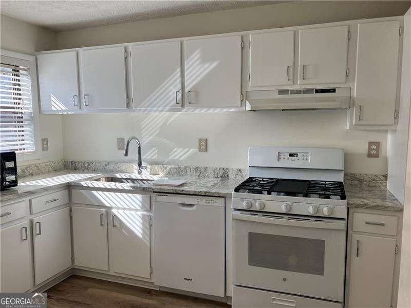 603 Park Ridge Cir - Photo 6 of 27