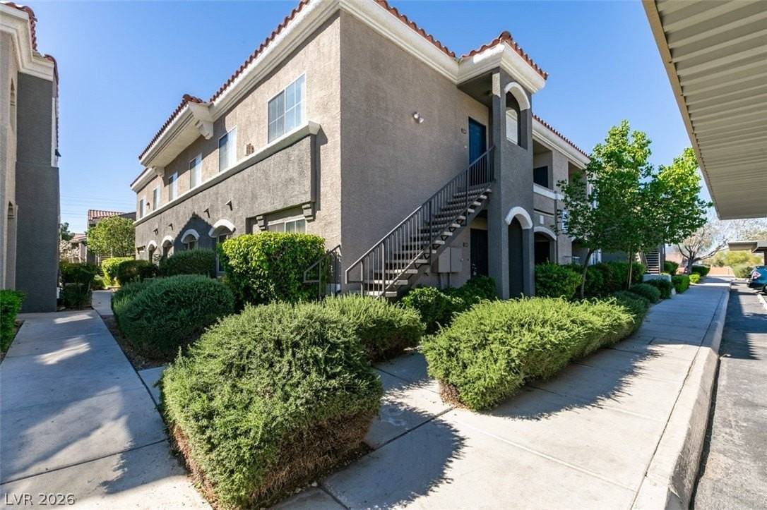 10245 S Maryland Pkwy #124 - Photo 3 of 40