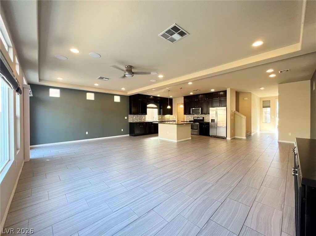 5638 Bartlett Ridge Ct - Photo 6 of 32