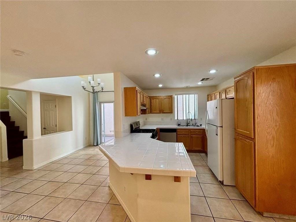 7301 Bindweed Rd - Photo 7 of 18