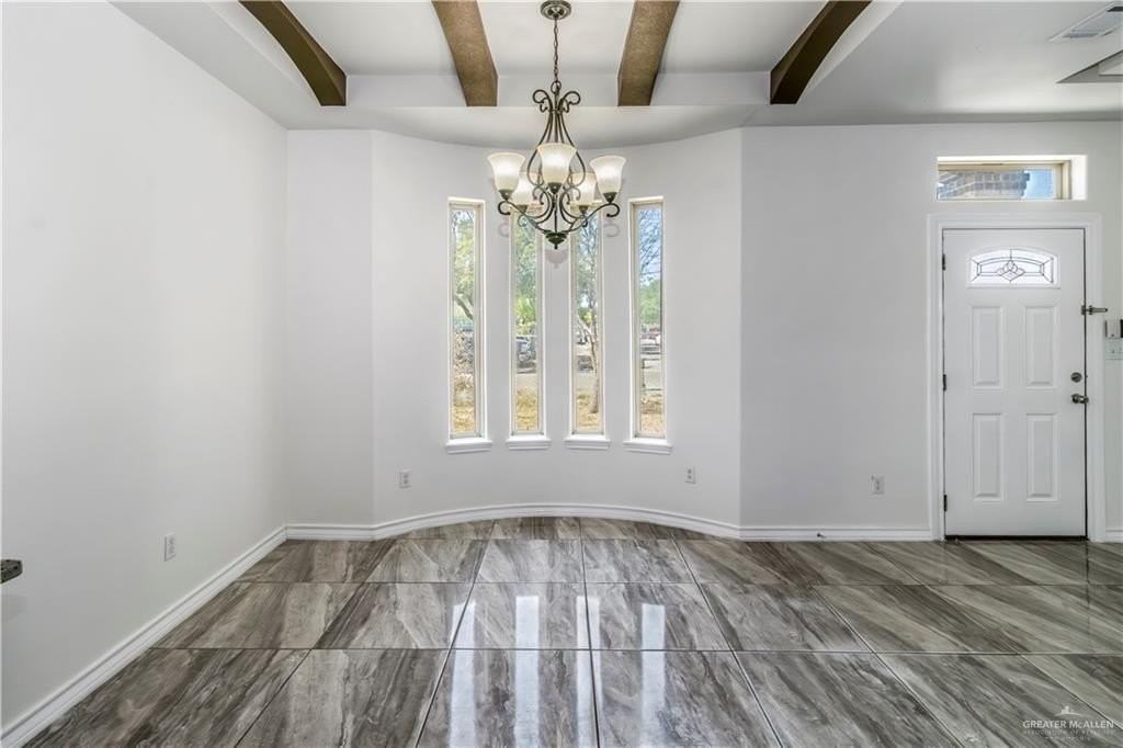 1607 El Sauz St - Photo 5 of 11