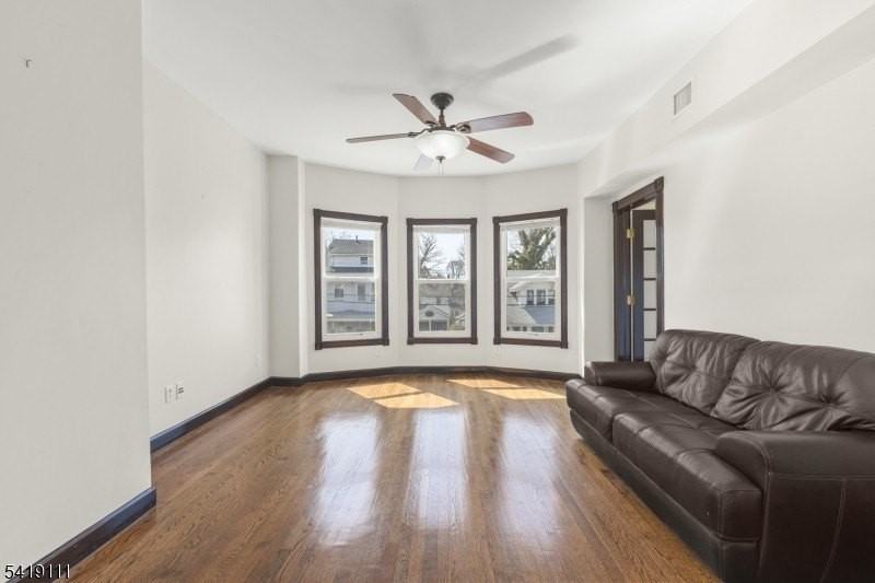 7 Rosedale Ave #2 - Photo 5 of 19