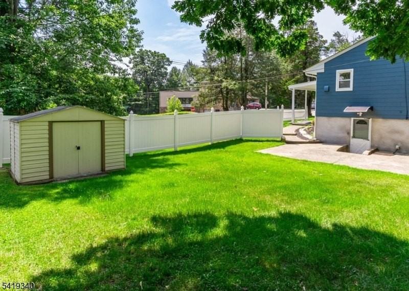 80 White Meadow Rd - Photo 4 of 17