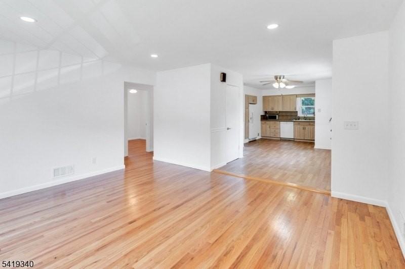 80 White Meadow Rd - Photo 7 of 17