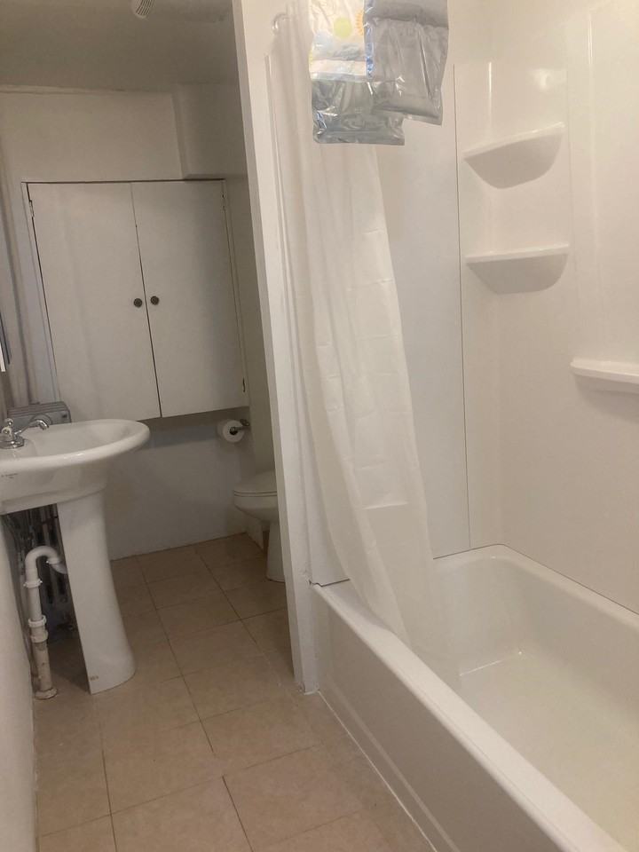 527 Garden St #3 - Photo 4 of 5