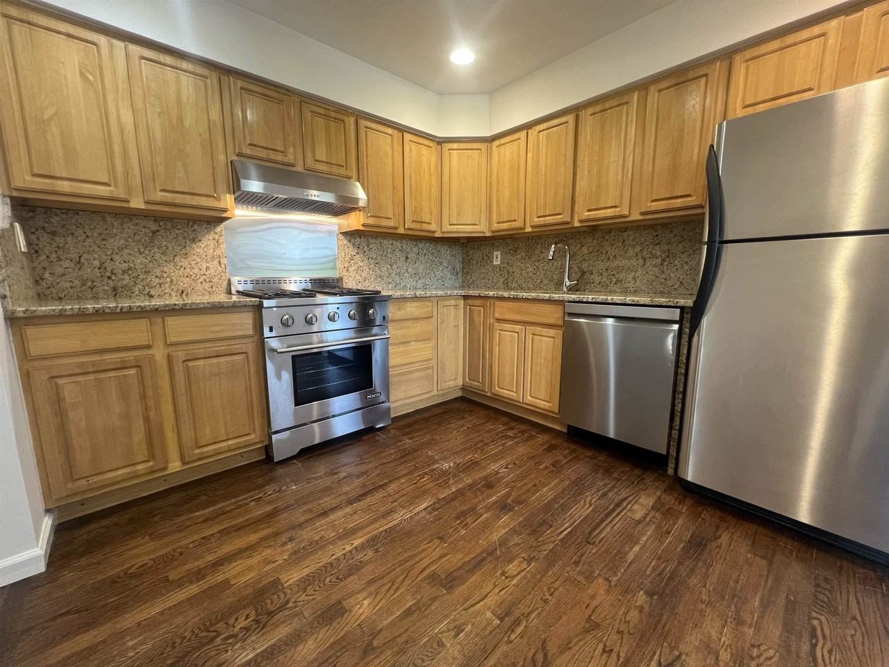 35 Sunset Ave #1 - Photo 3 of 9