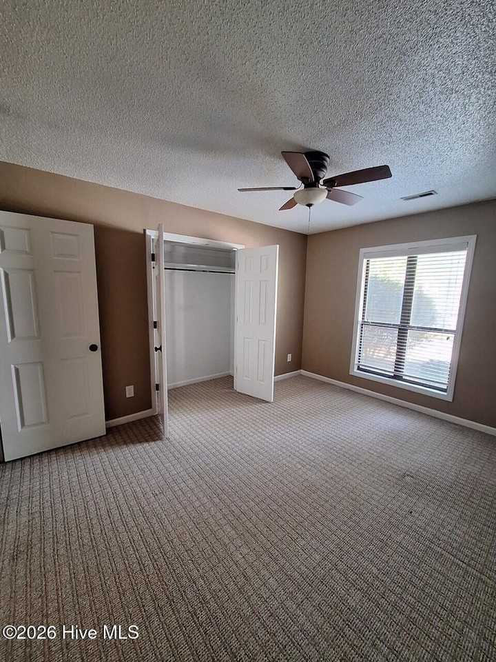 143 Pine Branches Close - Photo 7 of 11