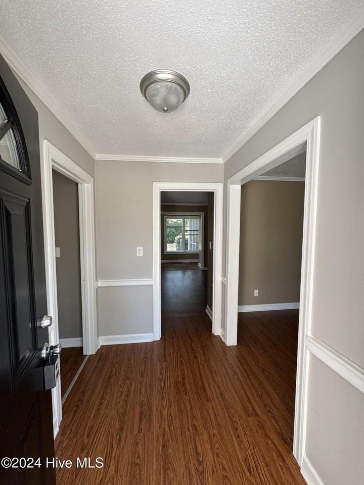 110 Hardee St - Photo 2 of 18