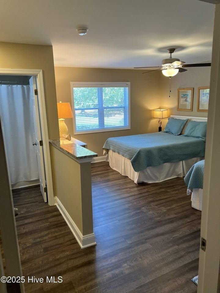 3030 Marsh Winds Cir #302 - Photo 4 of 32