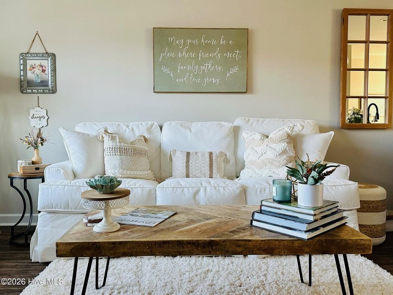 8 Catalina Cir - Photo 4 of 21